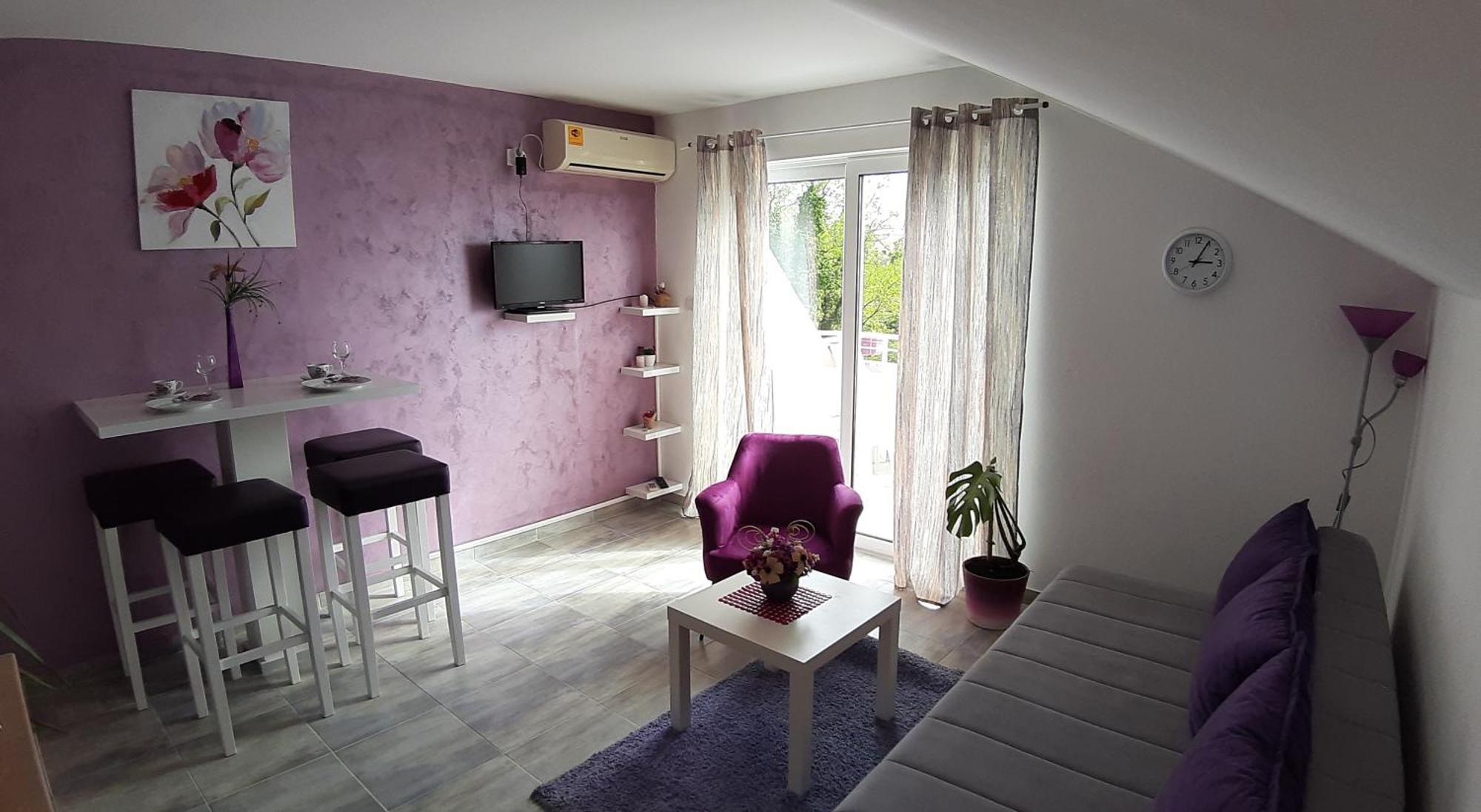 Apartments Kuc Tivat Zimmer foto